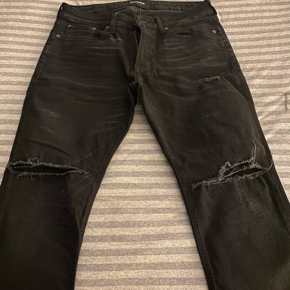 Men’s Express Jeans. 32x30. Slim Straight Fit. Black Distressed.